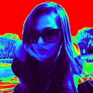 Meet your Posher, Andrea